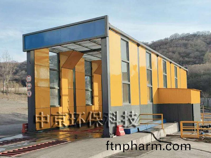 四(si)季可(ke)用(yong)工程洗車房(fang)