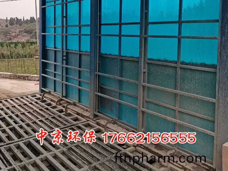 全封閉(bi)洗車機