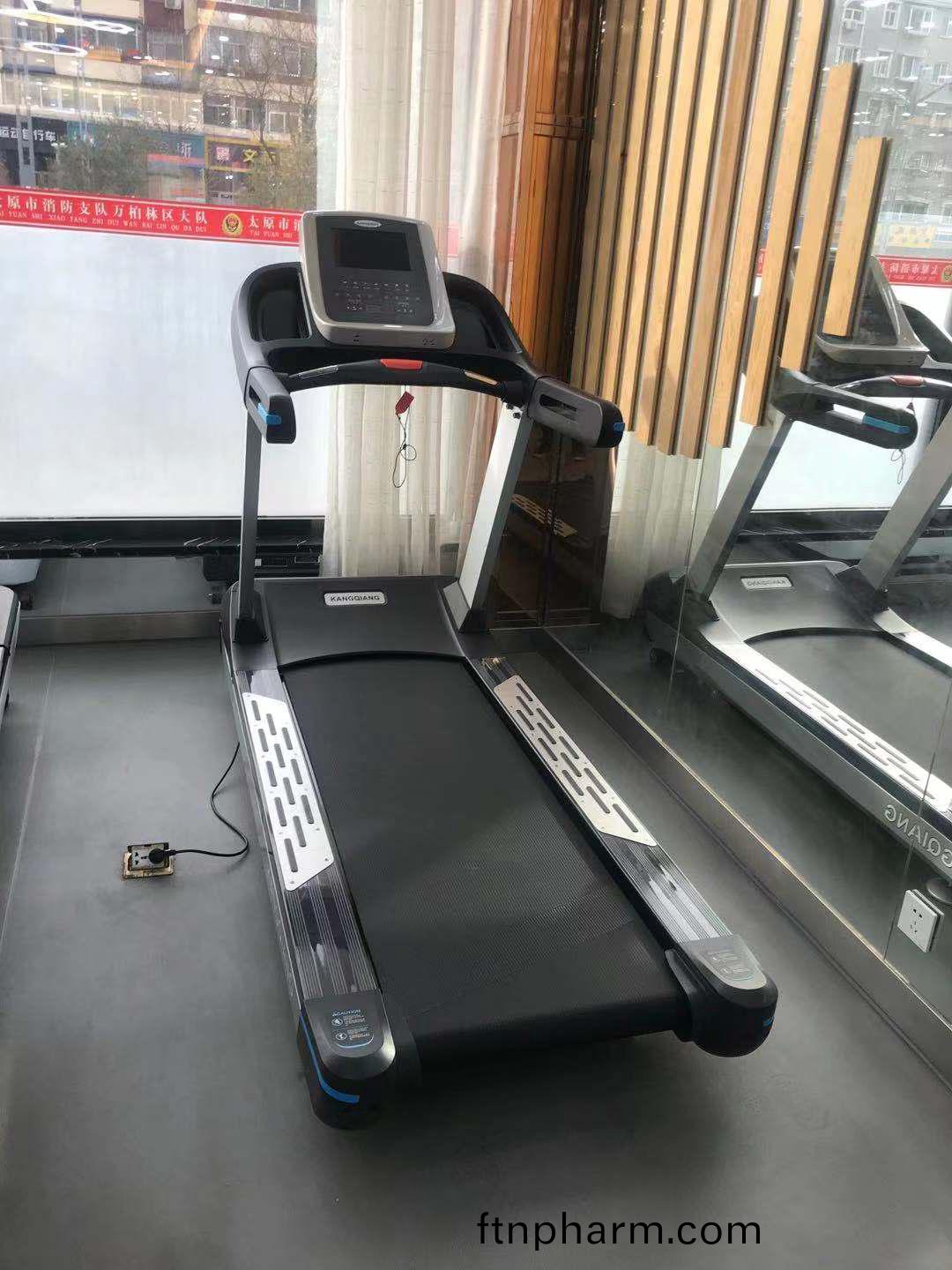 跑(pao)步(bu)機(ji)怎麼(me)用