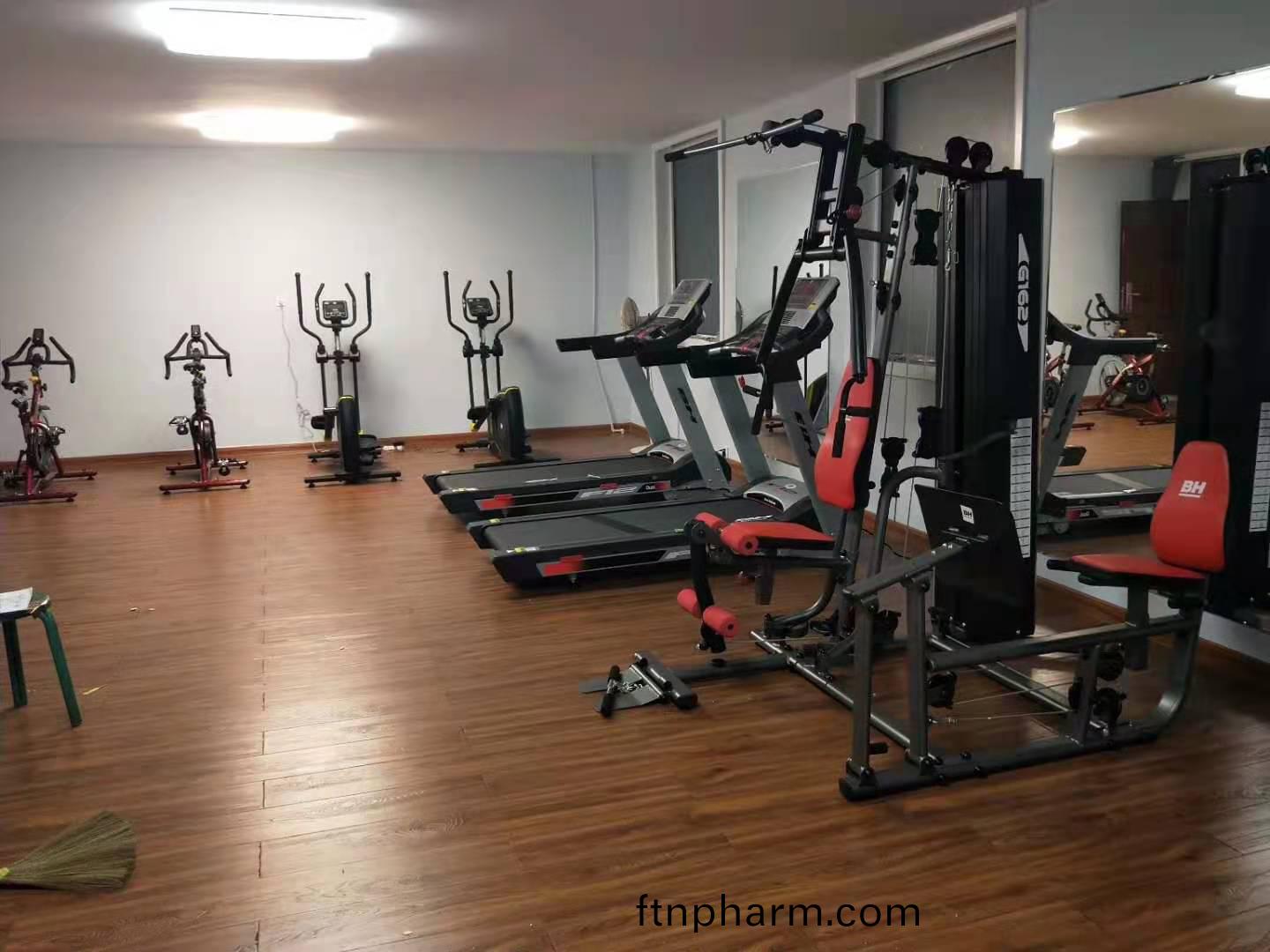 健身器(qi)材(cai)