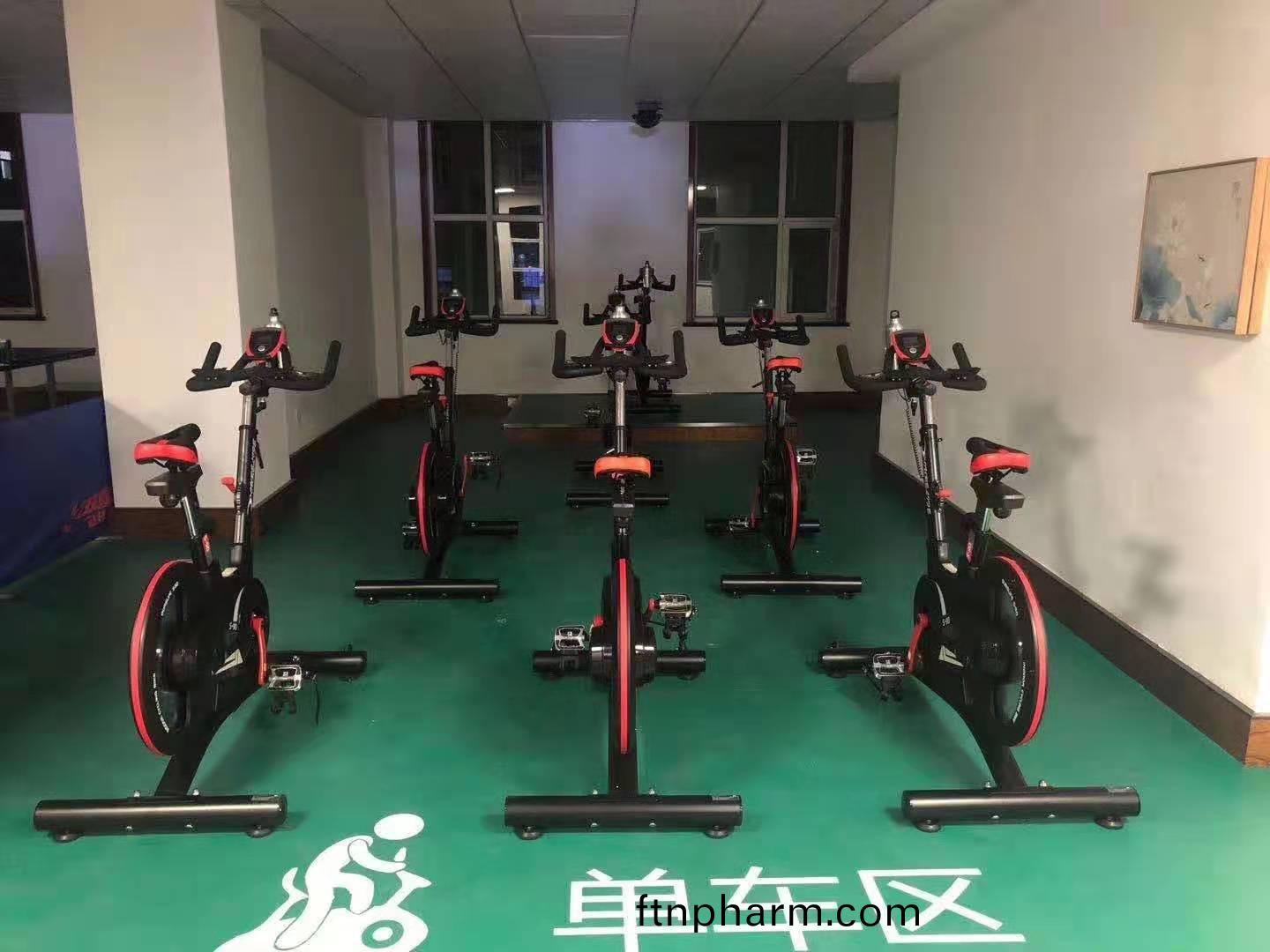 橢圓機(ji)咊動(dong)感單(dan)車哪箇好(hao)