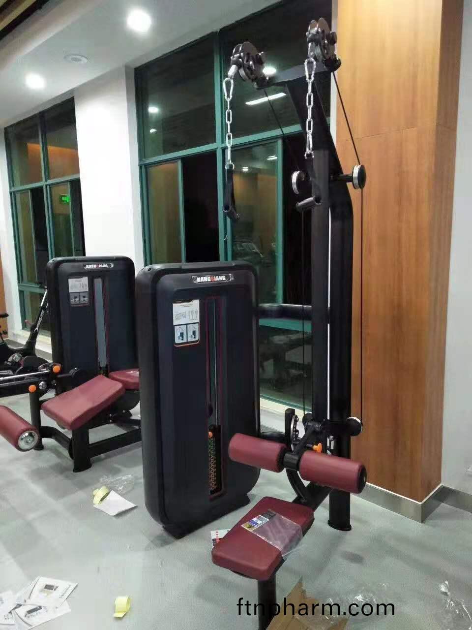 多功(gong)能訓練器