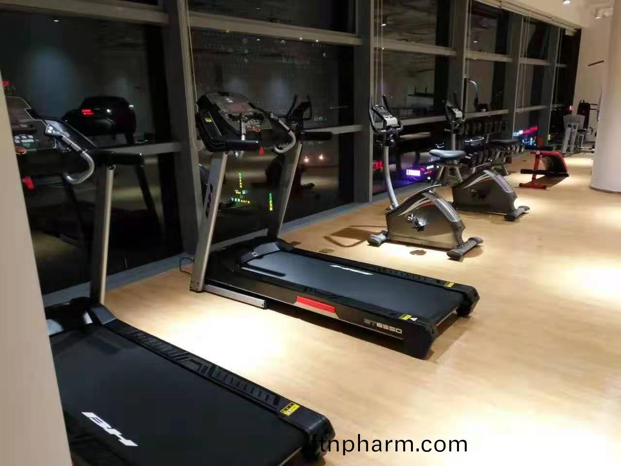 跑(pao)步(bu)機(ji)