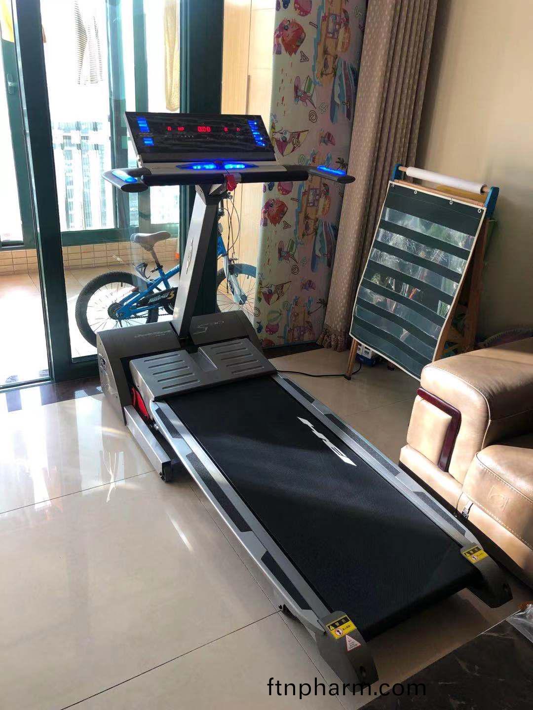 健身(shen)房(fang)跑步(bu)機(ji)