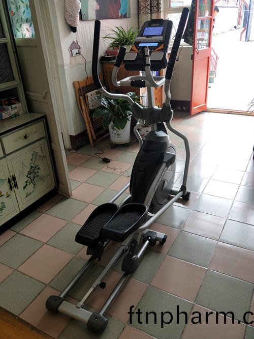 橢(tuo)圓(yuan)機(ji)