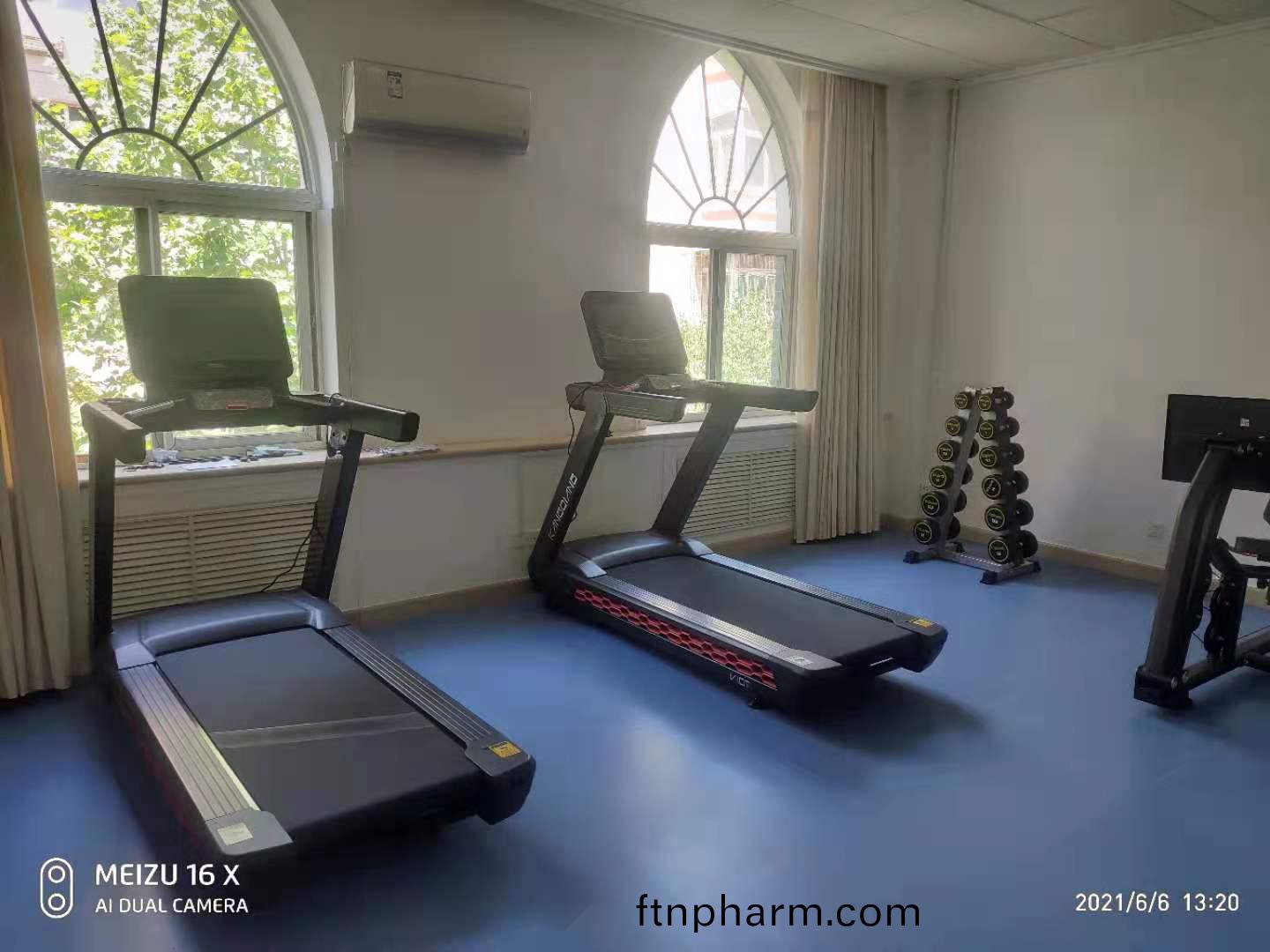 康(kang)強(qiang)跑(pao)步(bu)機