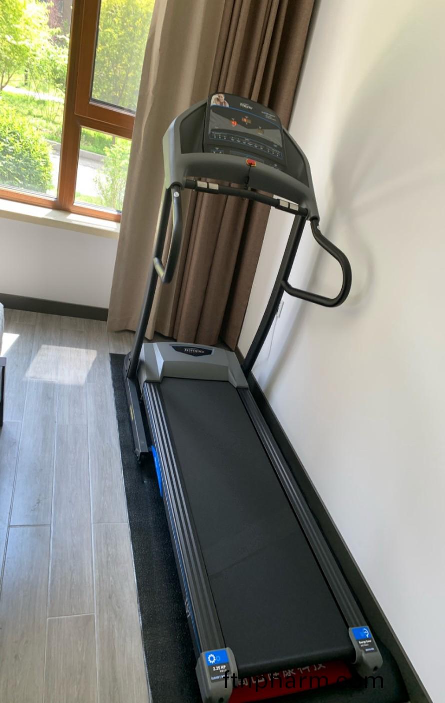 跑(pao)步(bu)機(ji)