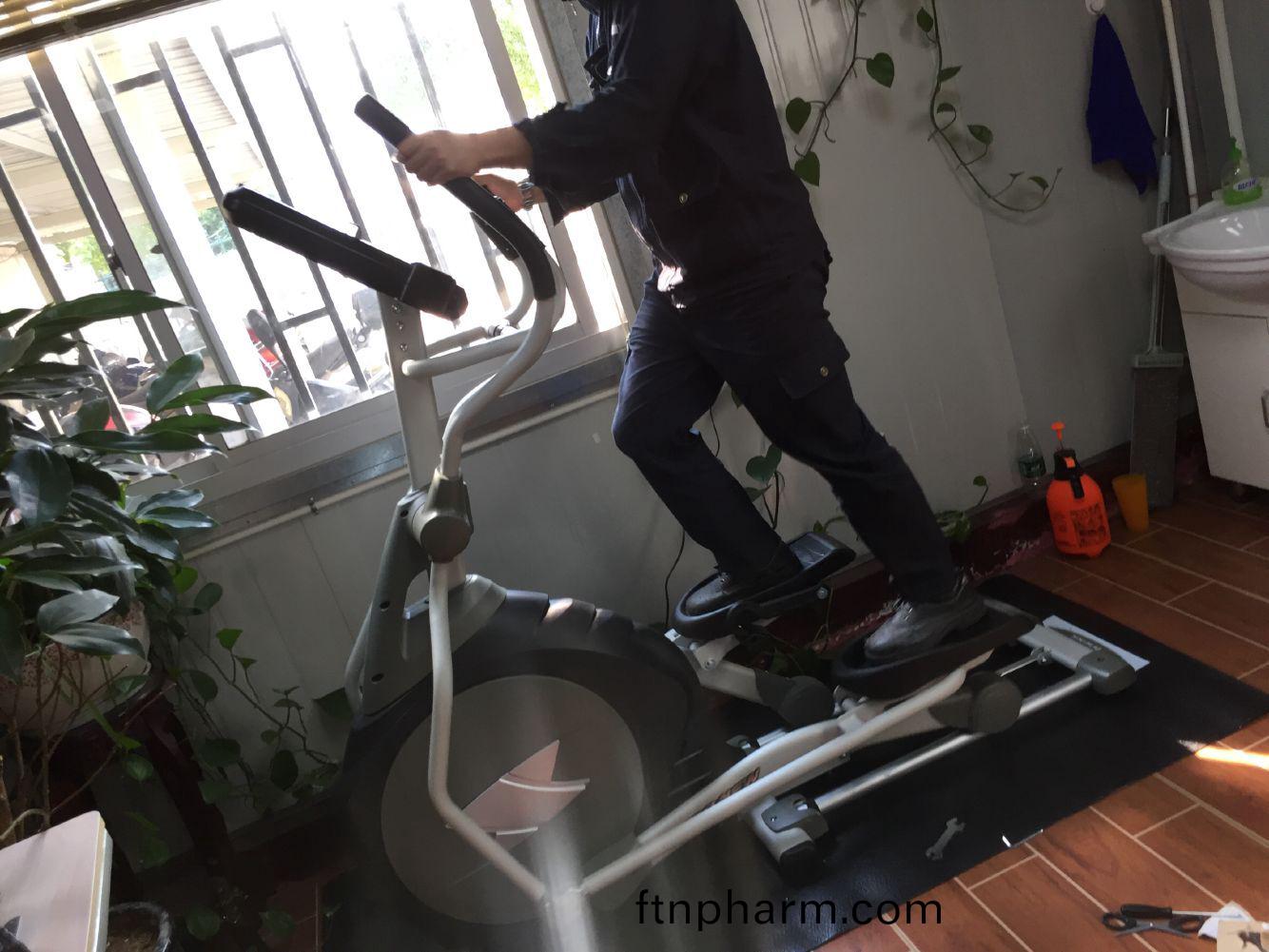 橢(tuo)圓(yuan)機(ji)