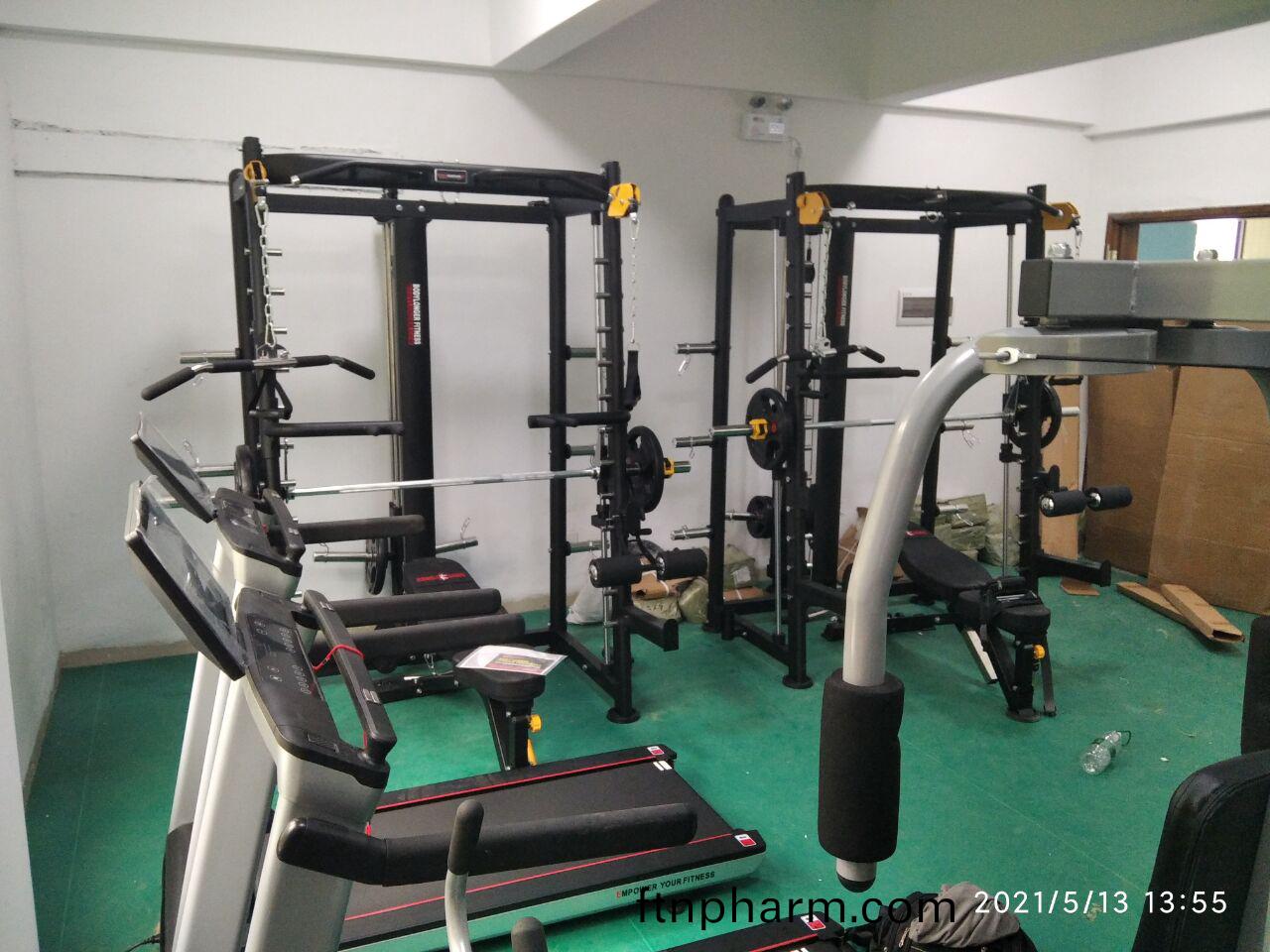 健身(shen)房器材多少(shao)錢