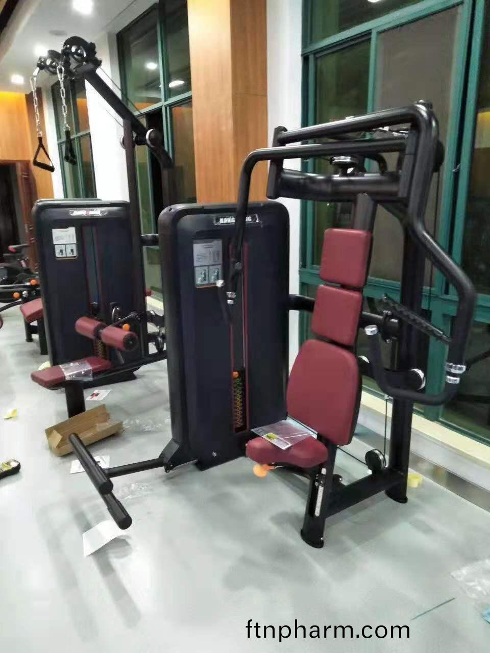 健身(shen)房(fang)器(qi)材(cai)