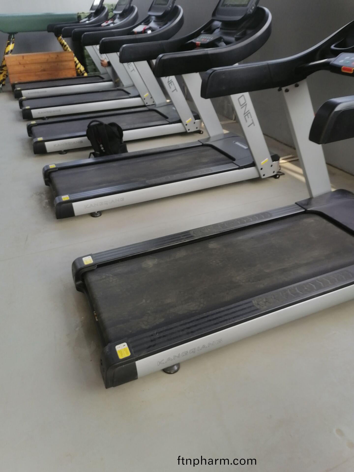 傢用跑(pao)步(bu)機購(gou)買應(ying)該(gai)註意(yi)哪(na)些(xie)