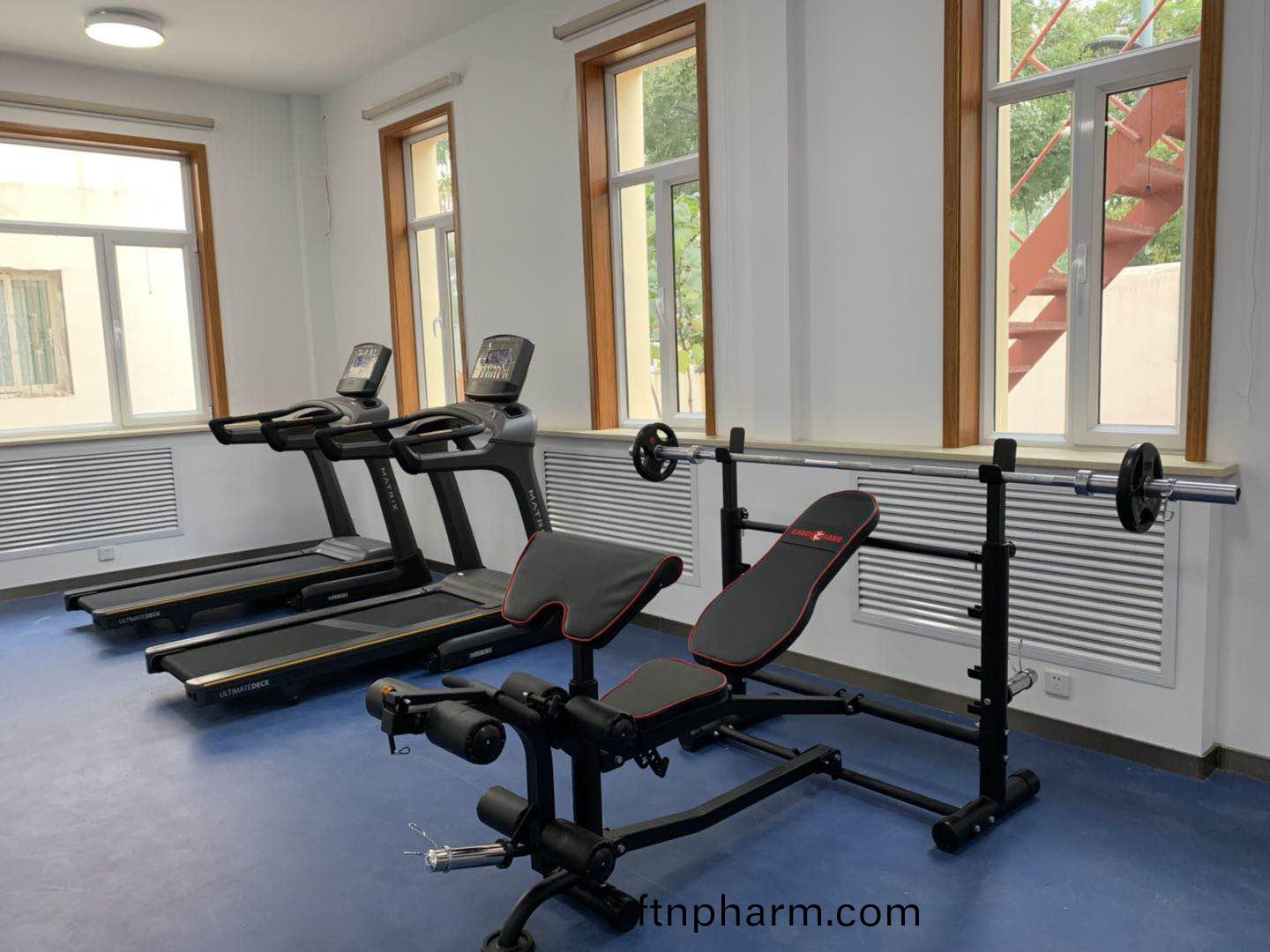 傢(jia)庭(ting)健身(shen)房