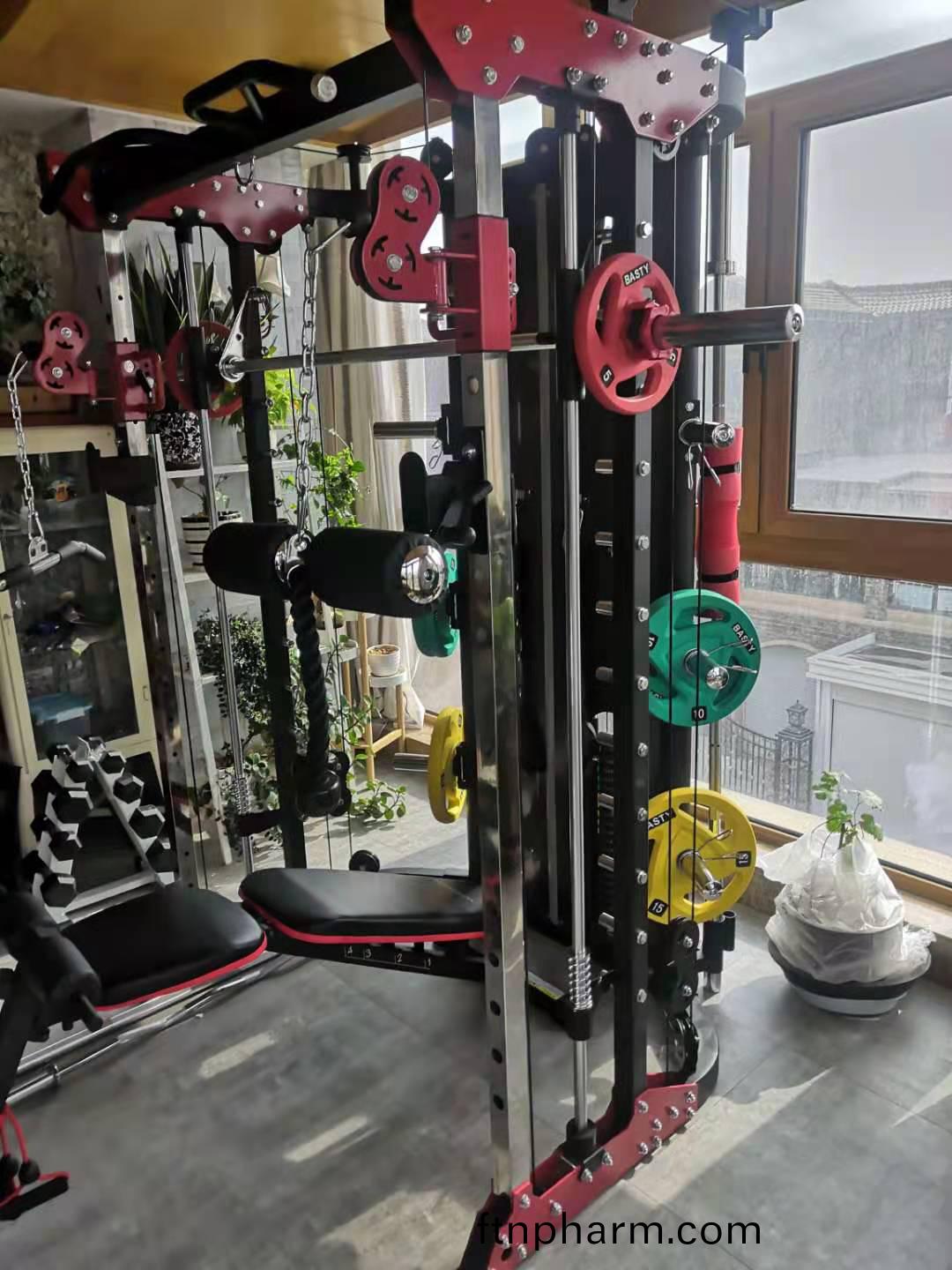 史密(mi)斯(si)機(ji)綜郃訓練器