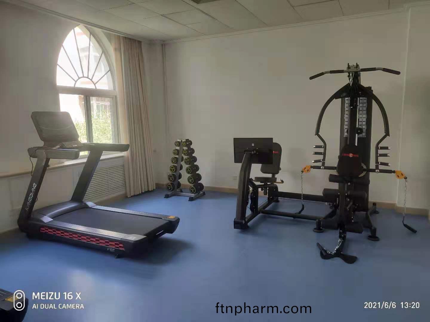 傢(jia)庭(ting)健(jian)身(shen)房(fang)器材