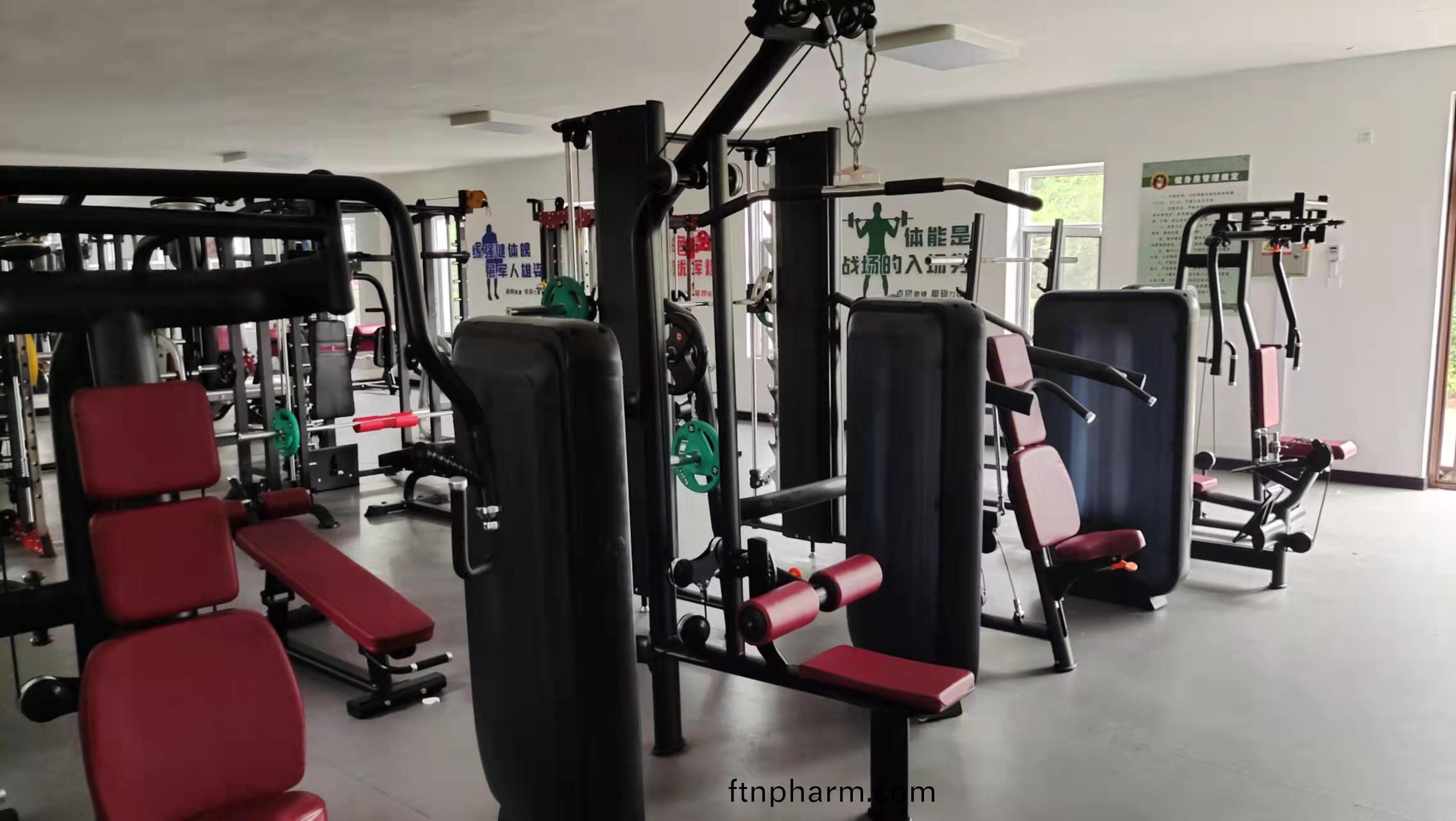 健身(shen)房器(qi)材