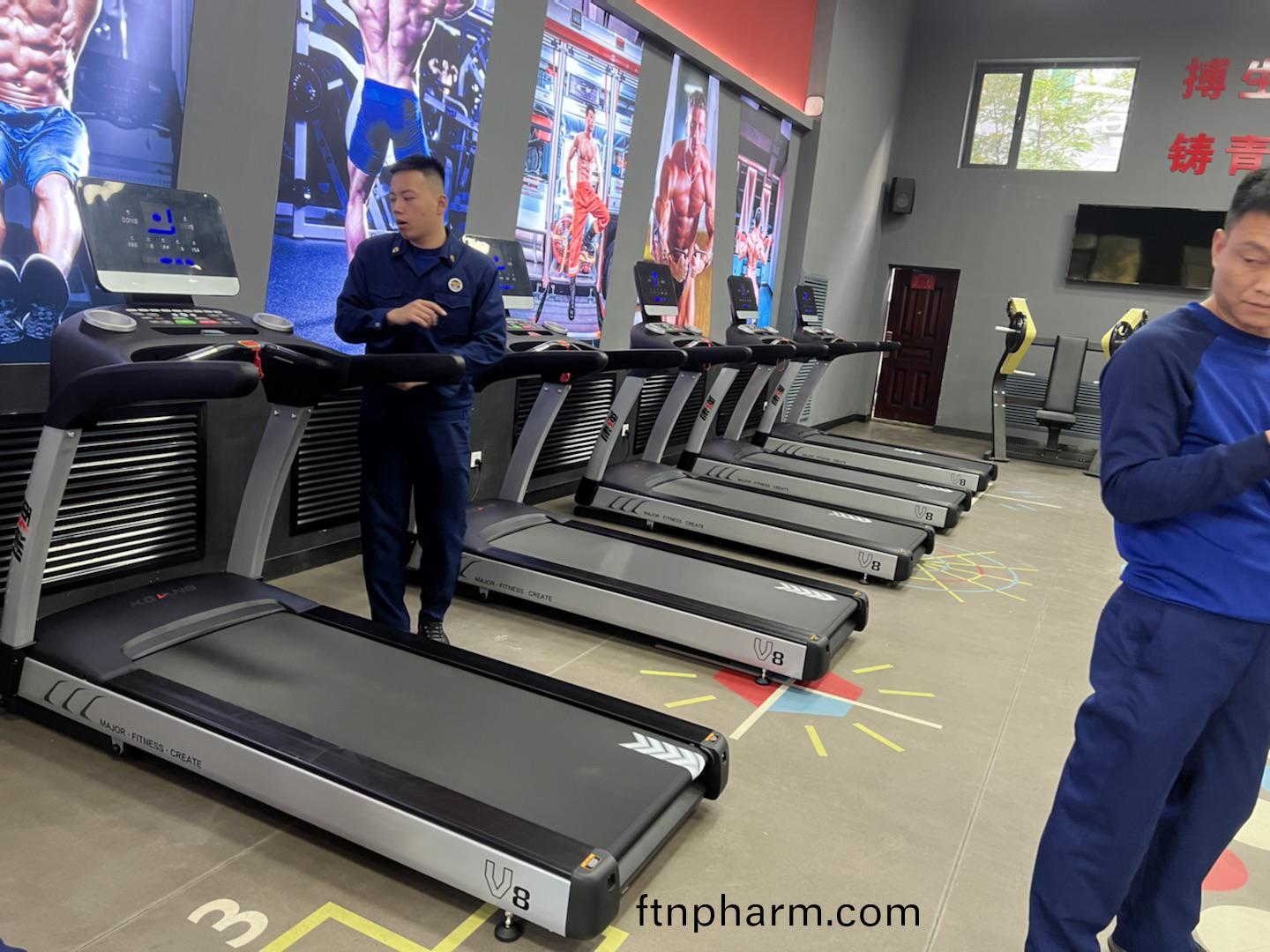 腹肌(ji)咊腰(yao)部(bu)的健(jian)身(shen)器(qi)材有(you)哪些