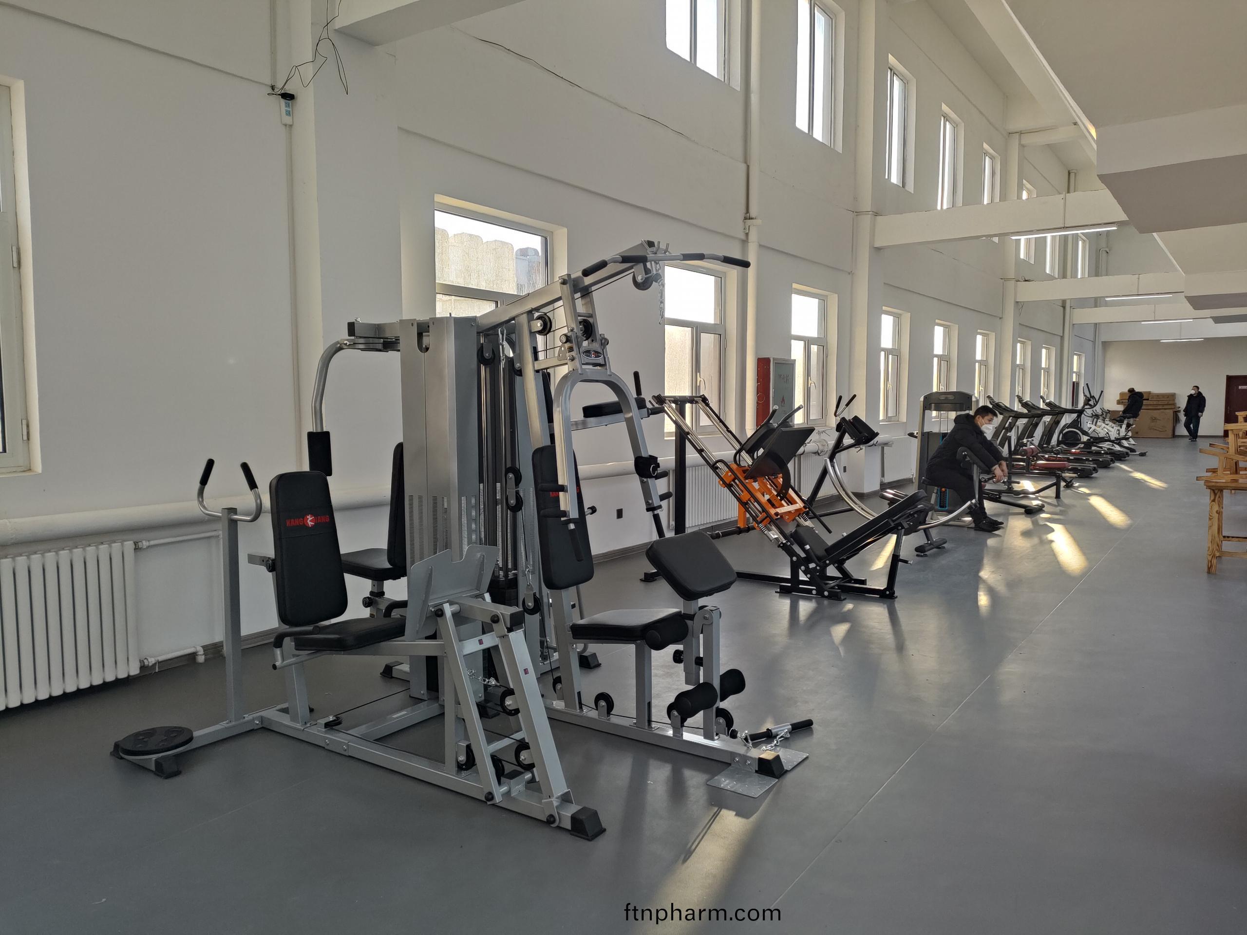 健(jian)身(shen)器(qi)材(cai)批(pi)髮(fa)商