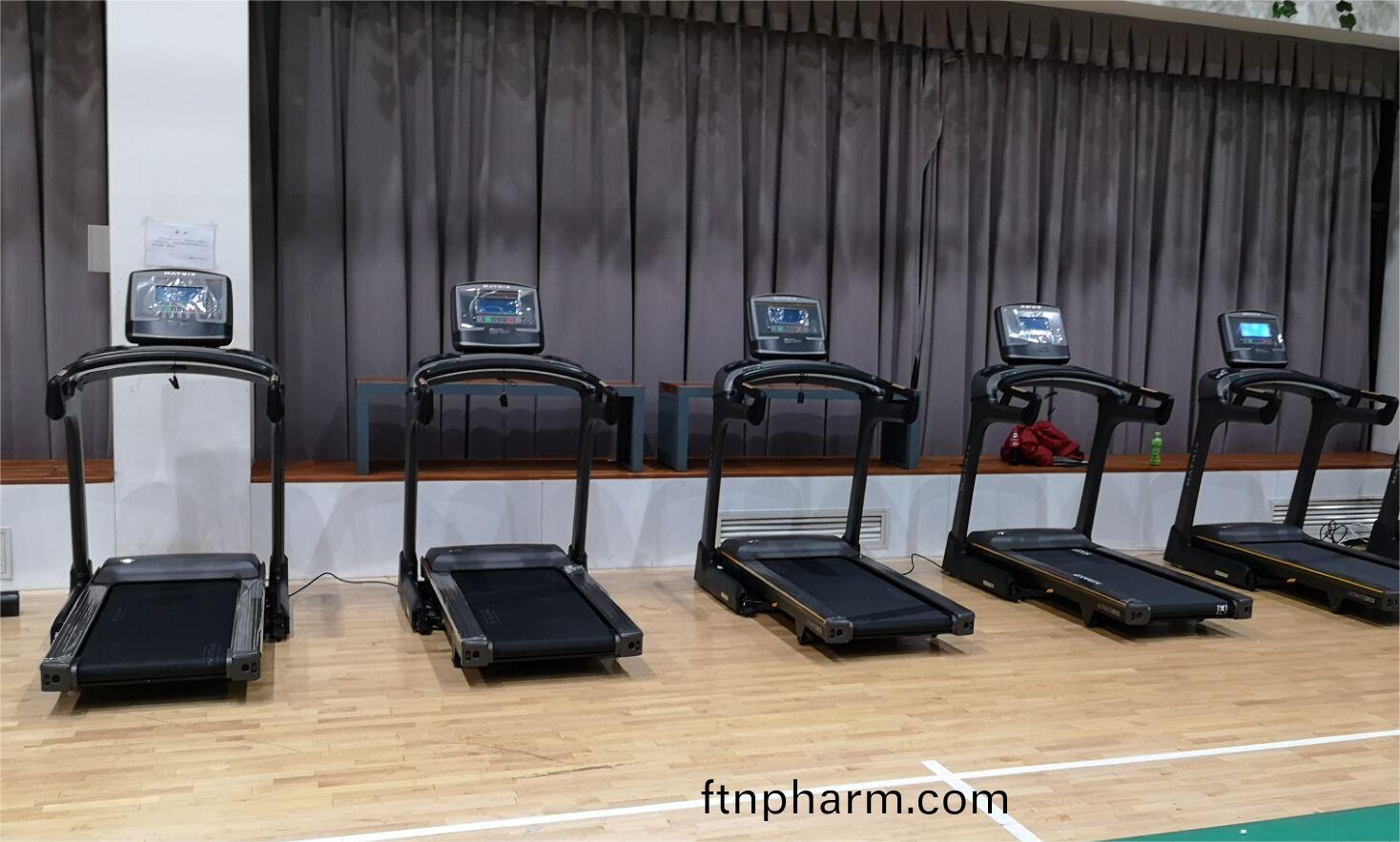 跑(pao)步機哪種比較(jiao)好(hao)