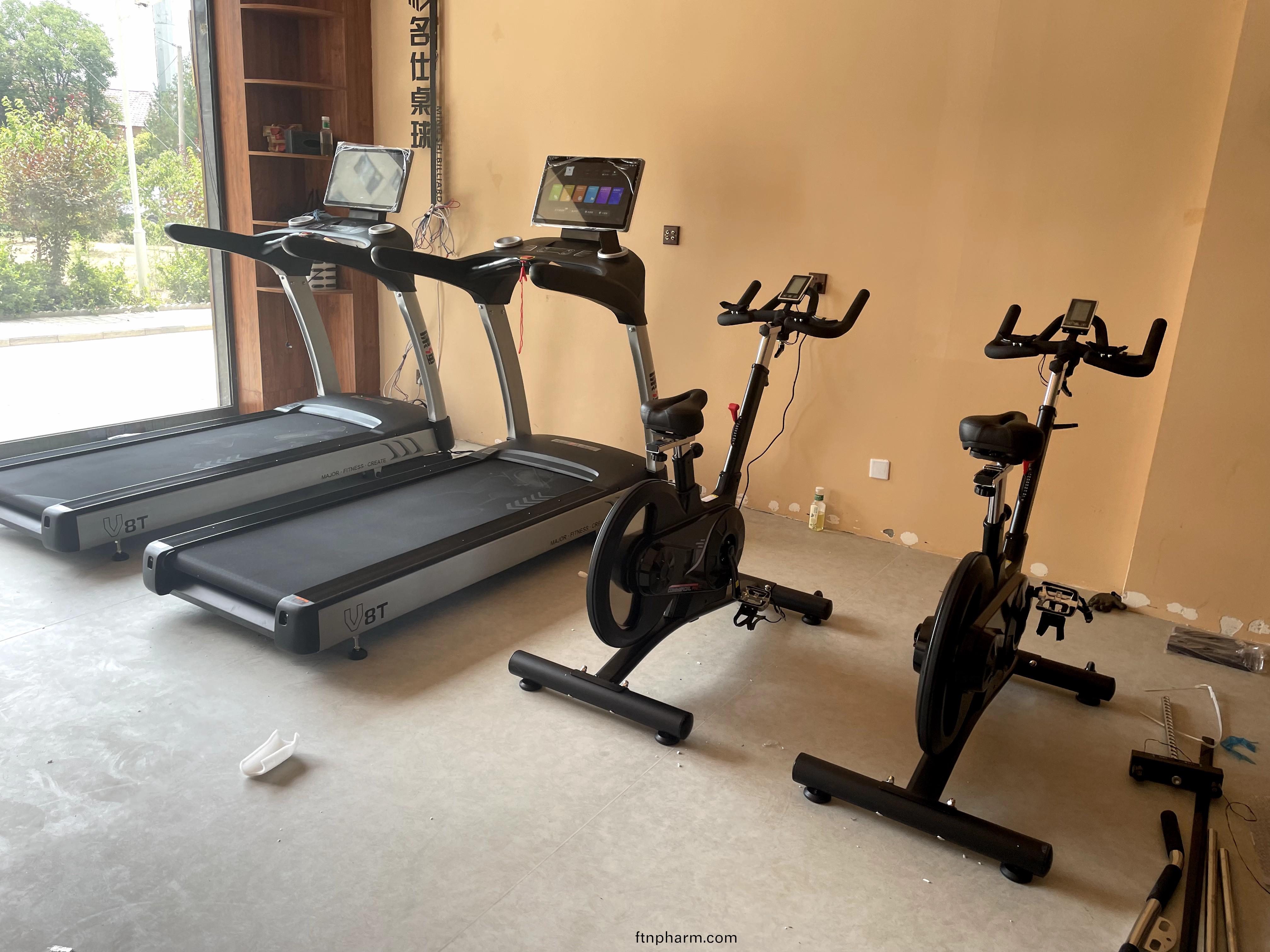 天津(jin)健(jian)身(shen)器材(cai)廠傢(jia)